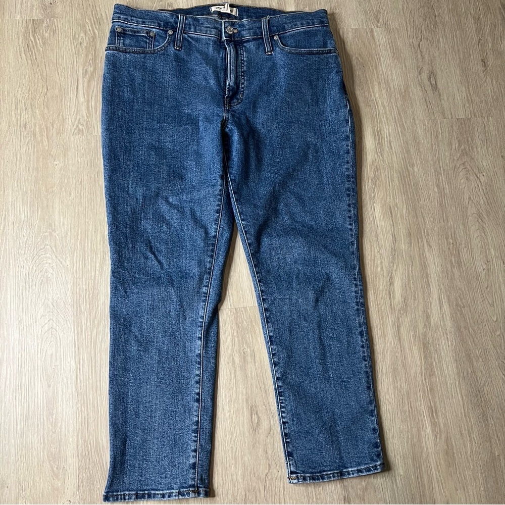 Madewell Mid-Rise Perfect Vintage Jean in Knowland Wash, Size 31 - Picture 3 of 5
